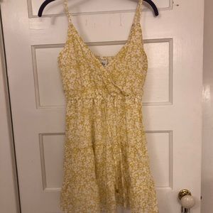 yellow with white flower dress